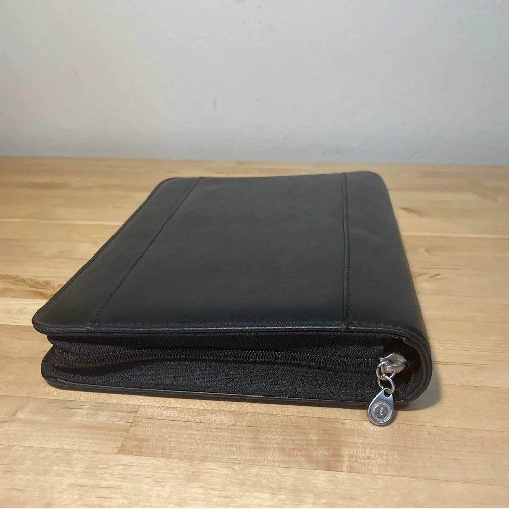 Franklin Covey 365 Monthly/Weekly Black Planner Organizer 2004-2005